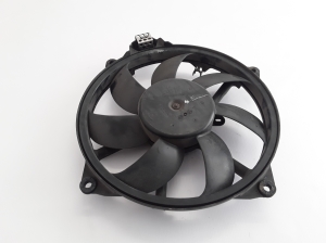  Cooling fan 