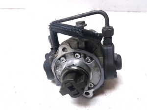 TOYOTA Avensis T25 (2003–2008) Kütusepump 221000R020 - 5
