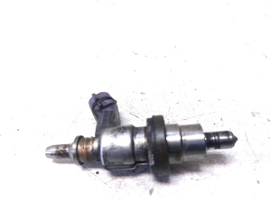 TOYOTA Avensis T25 (2003–2008) Kütusepihusti 2371026012 - 3