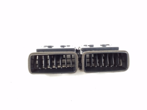 Mitsubishi ASX (2010–2026) Dashboard air vent grilles 8030A15950 - 4