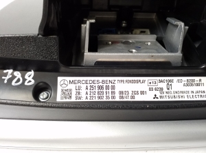 Mercedes Benz R-Class 251 (2006–2017) Bildschirm A2519060000 - 6