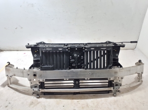 Schlossträger und seine Teile (Frontmaske) - A2236205900