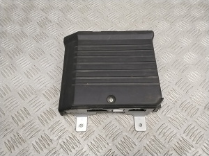 Mitsubishi Outlander (2012–2021) Audioverstärker 8701A565