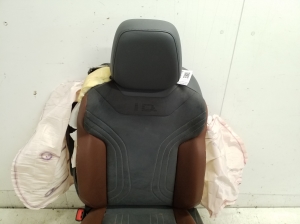 Volkswagen ID.4 I (2020–2026) Front seat and its parts - 2