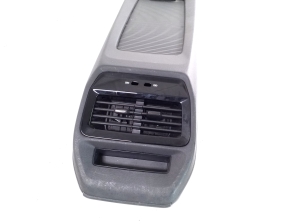 Volkswagen ID.4 I (2020–2026) Center console - 4