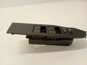 TOYOTA Auris E18 (2012–2018) Front door glass switch 0870y32 - 4
