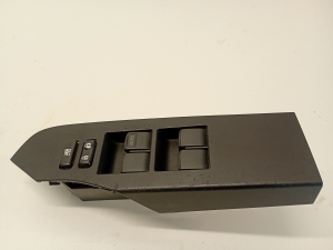 TOYOTA Auris E18 (2012–2018) Front door glass switch 0870y32 - 5