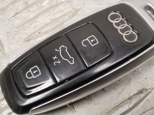 AUDI e-tron SUV (2018–2026) Süütevõti 4N0959754CM - 3