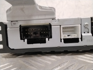 Mitsubishi Outlander (2012–2021) Audio amplifier 8701A565 - 3
