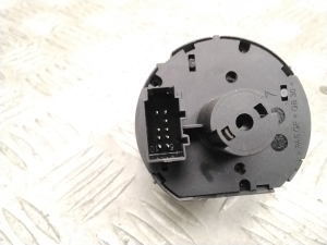 Volkswagen Tiguan (2017–2026) Headlight switch 5G0941431BD - 3