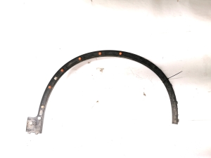 Polestar 2 II (2021–2026) Front fender molding 31672601 - 2