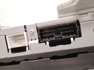 Mitsubishi Outlander (2012–2021) Audio amplifier 8701A565 - 3