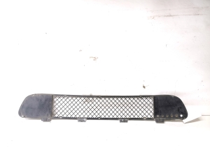 BMW 5 SERIES E39 (1995–2004) Front bumper lower grille 51112496285 - 2