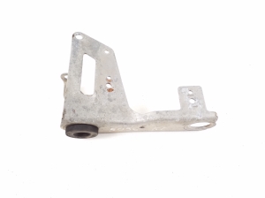 Mercedes Benz GLA-Class 156 (2013–2019) Air filter housing bracket A6450900041 - 2