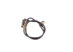 ABS-Sensor vorne - A1725400017