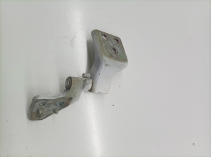 Opel Combo E (2018–2026) Tailgate hinge 8717C0 - 4