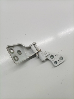 Opel Combo E (2018–2026) Tailgate hinge 8717C0 - 2
