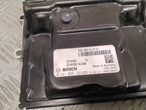 RENAULT Trafic III (2014–2022) Engine control unit 237104330S - 3