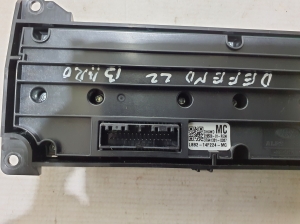 Land Rover Defender II (2019–2026) Heater control panel L8B214F224MC - 2