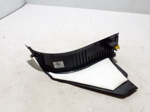 Land Rover Defender II (2019–2026) Inner sill trim L8B202348BF - 4