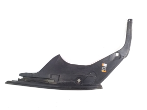 Trim under the hood - LJ8BR16D670AE