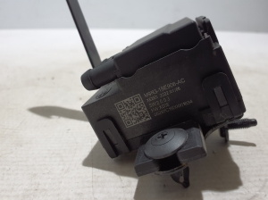 Land Rover Defender II (2019–2026) Control unit M9R319E906AC - 4