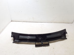   Wiper cowl trim panel  - L8B3032B44B 