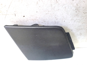 Front bumper tow hook cover - 5N0807241B