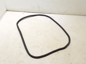 Trunk seal (on body) - LR167155