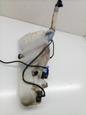 Jaguar XE (2015–2026) Front washer fluid reservoir GX7317B613DB - 2