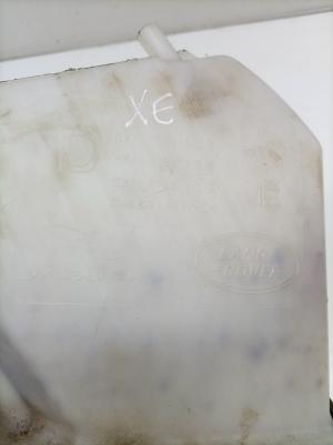 Jaguar XE (2015–2026) Front washer fluid reservoir GX7317B613DB - 5