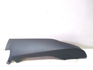 Interior trim of the rear strut - 5C6867766