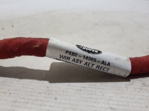Land Rover Defender II (2019–2026) Positive cable terminal P8B214305ALA - 2