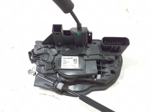 Land Rover Defender II (2019–2026) Rear side door lock P8B224995BB - 3
