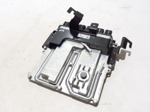 Land Rover Defender II (2019–2026) Engine control unit M8A214C568JC - 3
