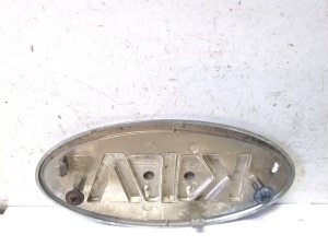 Kia Sorento (2009–2014) Emblem 863203E500 - 3