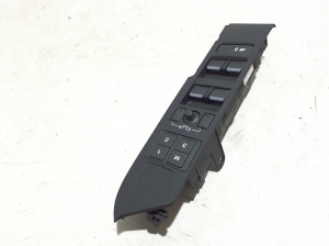 Land Rover Defender II (2019–2026) Fensterheberschalter vorne MY3214540AB - 2