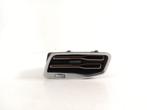 Mercedes Benz EQC N293 (2019–2026) Dashboard air vent grilles A2938300400 - 3