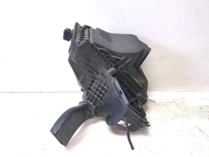 AUDI A4 B8 (2007–2016) Luftfiltergehäuse 8K0133837T - 2