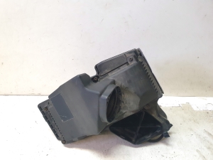 AUDI A4 B8 (2007–2016) Luftfiltergehäuse 8K0133837T - 6