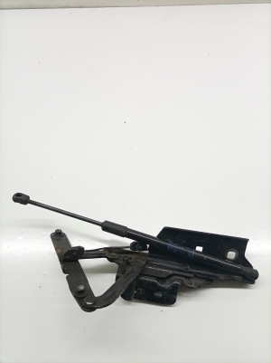 Hood hinge - 39126608