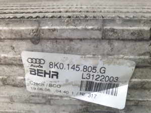 AUDI A4 B8 (2007–2016) Vahejahuti radiaator 8K0145805G - 3