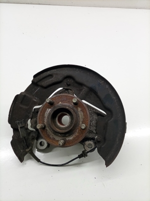 Front wheel hub and its parts - 5352024