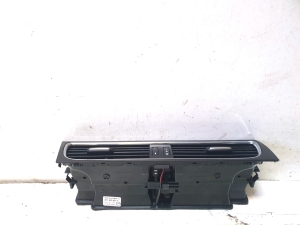 AUDI A4 B8 (2007–2016) Dashboard air vent grilles 8T1820951C - 6
