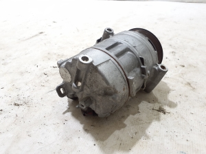 Land Rover Defender II (2019–2026) A/C compressor M8A219D629AC - 4