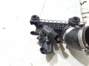 Land Rover Defender II (2019–2026) Vahejahuti radiaator J6P36K775BE - 2