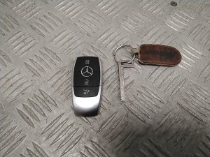 Ignition key - A1779055504