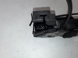 RENAULT Megane III (2008–2016) Rear side door lock 825020499R - 4