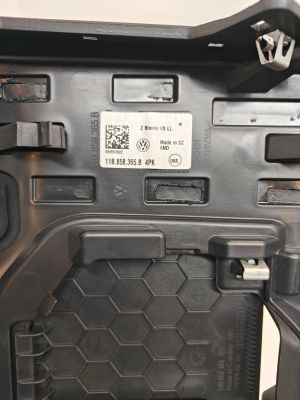 Volkswagen ID.4 I (2020–2026) Handschuhfach 11B857097D - 2