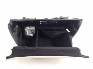 Mercedes Benz EQC N293 (2019–2026) Glove box A2536807002 - 5